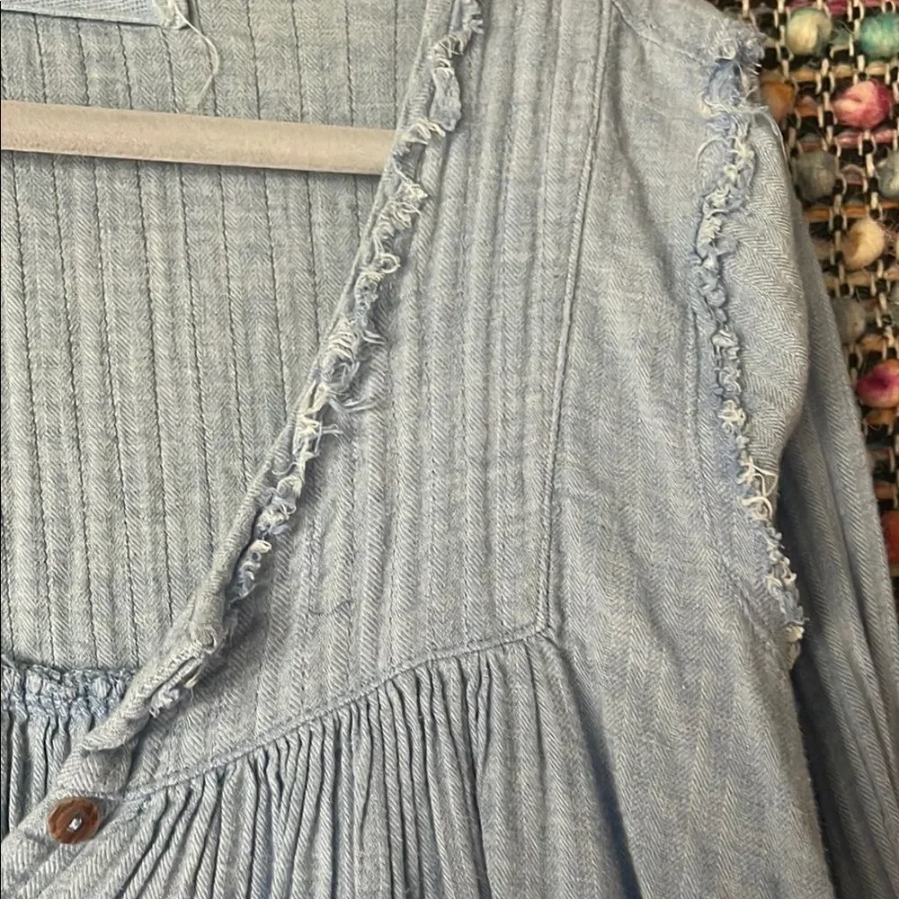 We The Free Blue Ruffled Buttoned Blouse - Picture 4 of 7